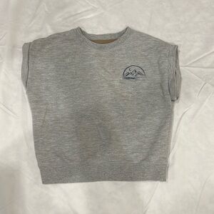 Short sleeve sweatshirt